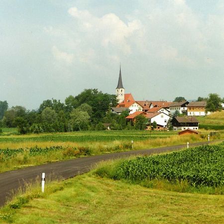 Gasthof Zum Kirchenwirt Kirchdorf am Inn Екстериор снимка